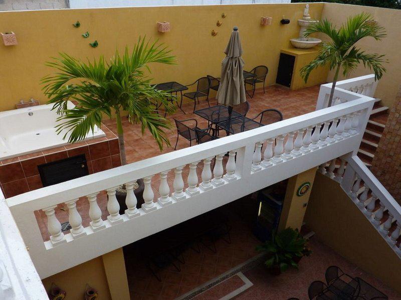 8EBDA8F4D7E3DBD1A92F7BB33BCB1AA5