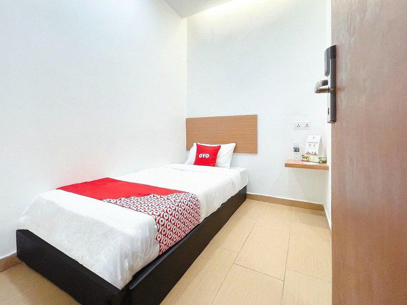 B730F6BBCA00D98B2CDF8D3C328BDE36