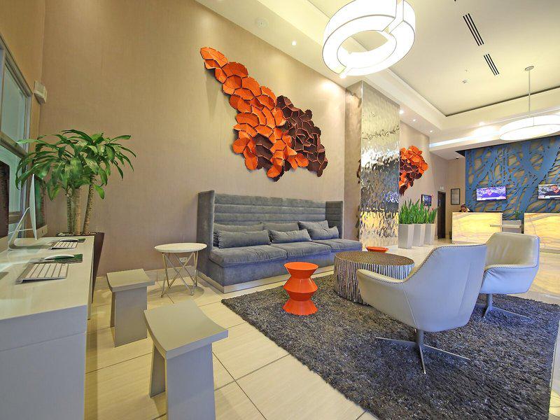 81F1B352F6682F8F8311A20D9AE9E328