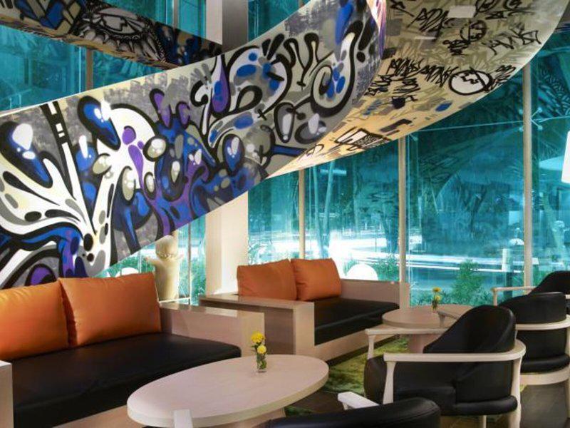 736562ED5B921FEDA9D1117FF5A19529