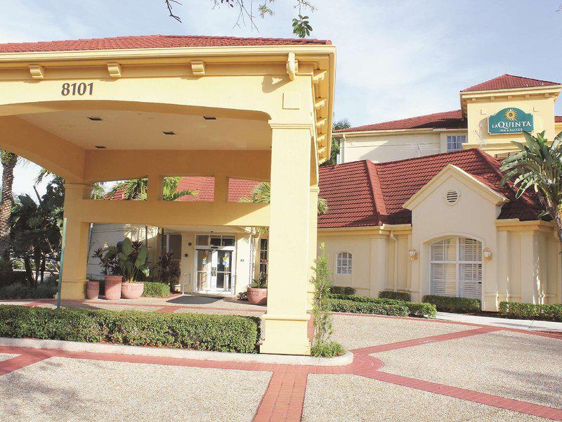 918A0DE45B25E68D8B14D919876E9BC6