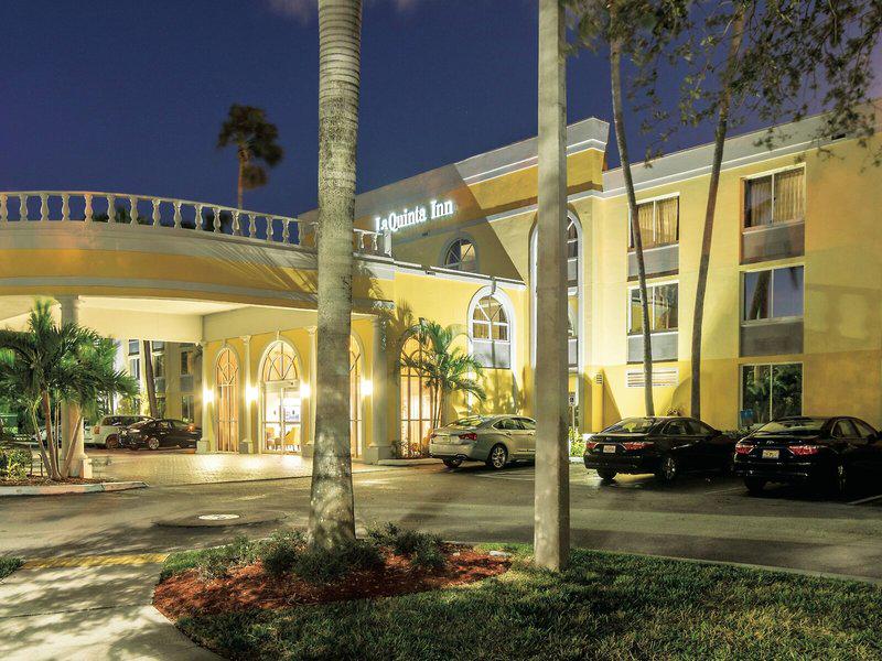 848DEC38C8DB1C9E23B80179AA06DC83