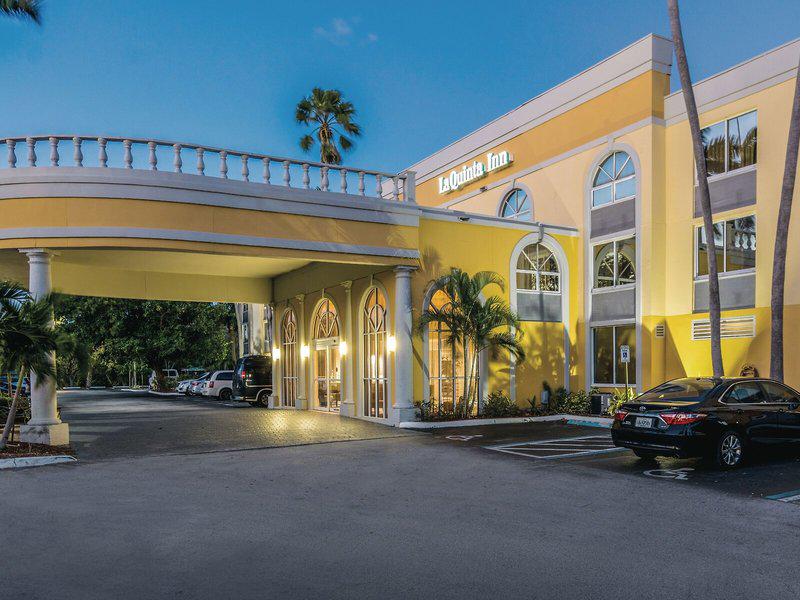 2B182FCC1C3D5562862BDF17558891B4