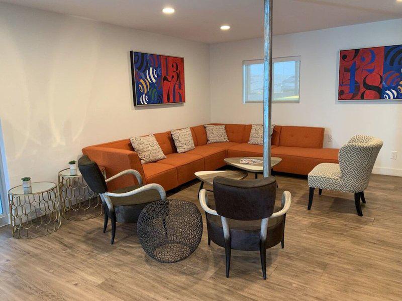 88F4435F3D0E20AB07A9D1F135050A43