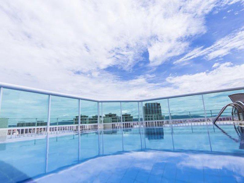 EF21A319FCCEB6C7AB862940716C5D69