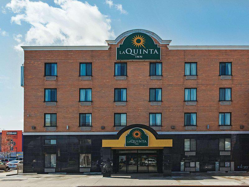 8113D926E73F579E590E4E722682C7F9