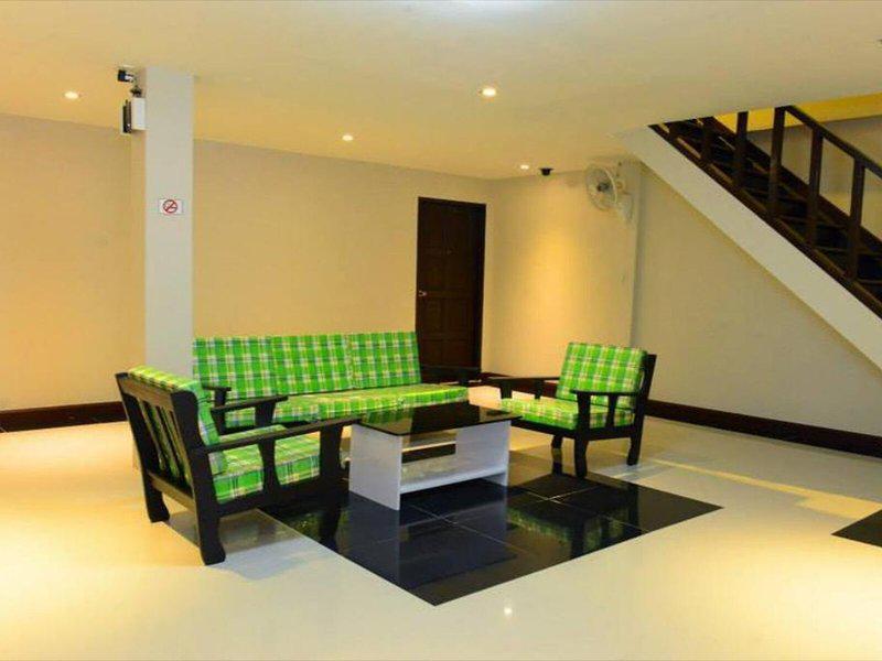 7EFD58D219FE2FF82E74DF572AB0390F