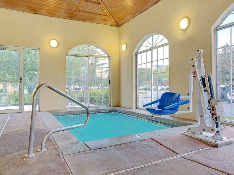 F0EB4D63D7A9EF44B3BD899FE4733E49