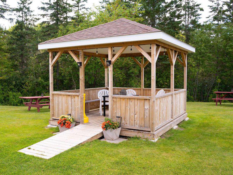 28E17A021853F1101DA7D4830E57C163