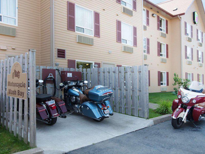 9FB5BF1CB15C232B5F8EB3E884EEB5C4