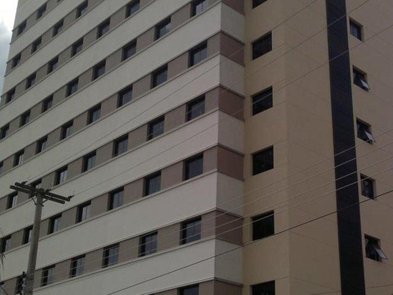 537D51A36AC4CAECF2AC405739FF0EC4