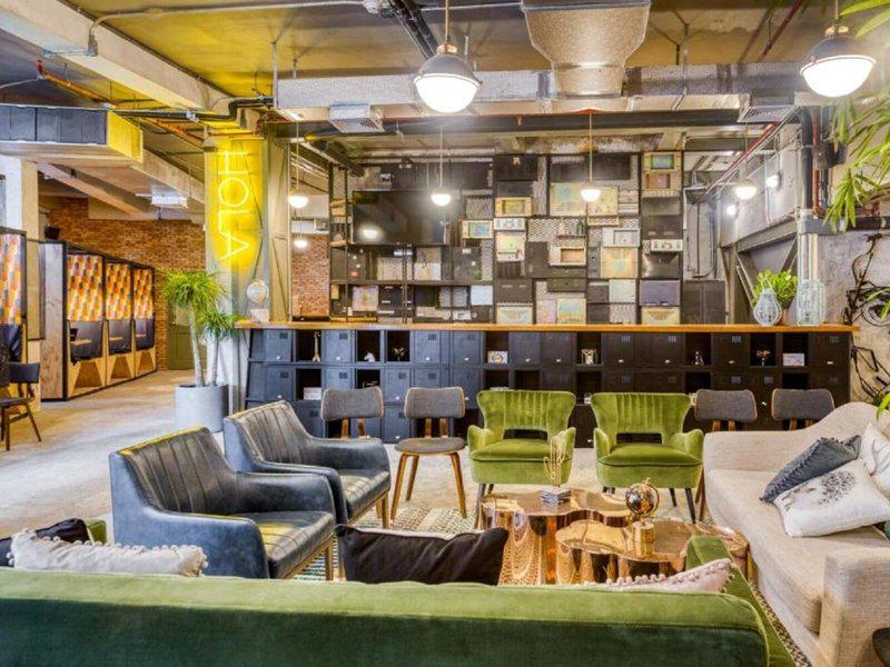 92A66C8DADCA6CDA0E45CEA270727440