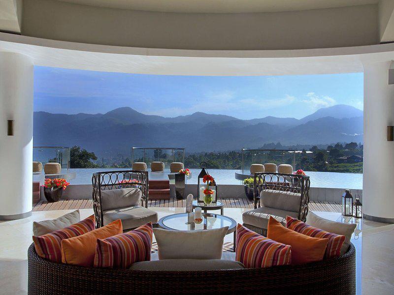 C6EE07EC281D9A007801DEB9A720393A