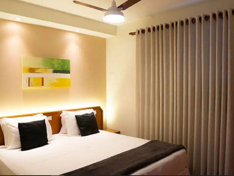 0BBB032B7935592E33D8D1C09F7242C4