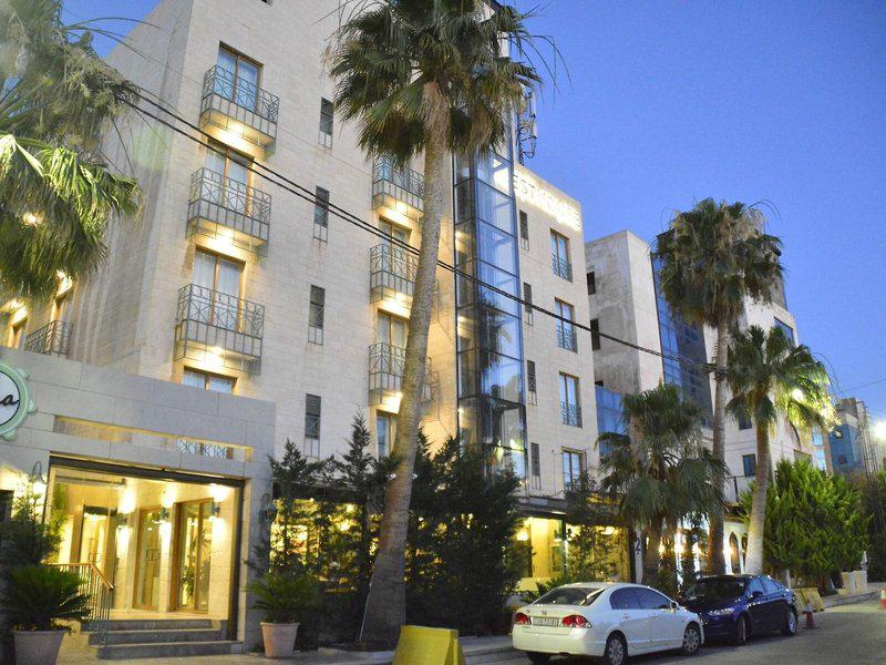 9E93821904BC75B73F88A2A64F671047