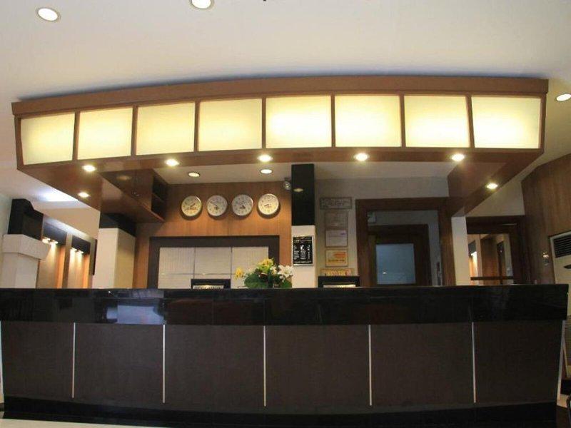 D9FF26F5F6D83B77D5BAABD9283AAAA0