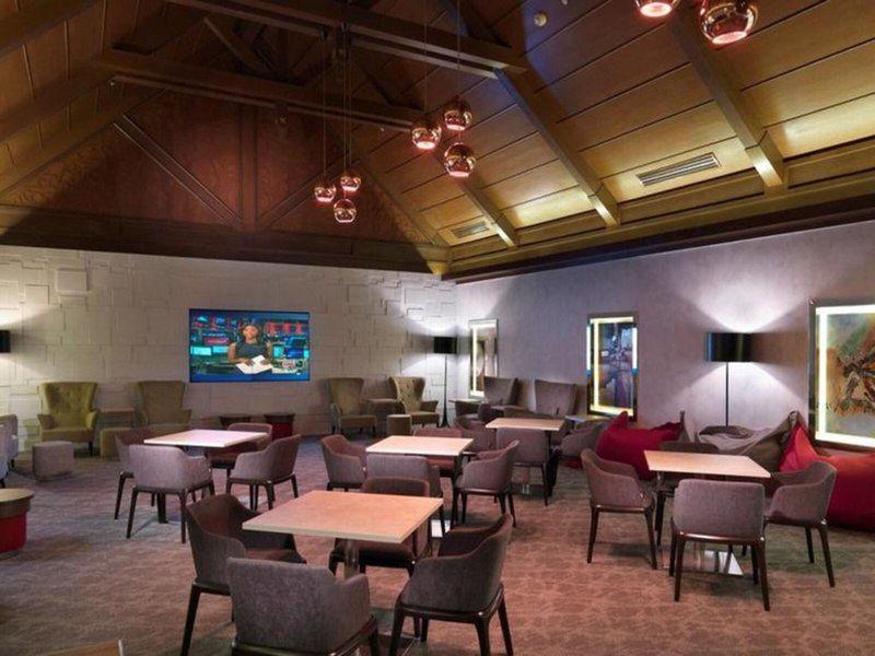 D067C8FC39283E9CFAD0A5A772DC0F57