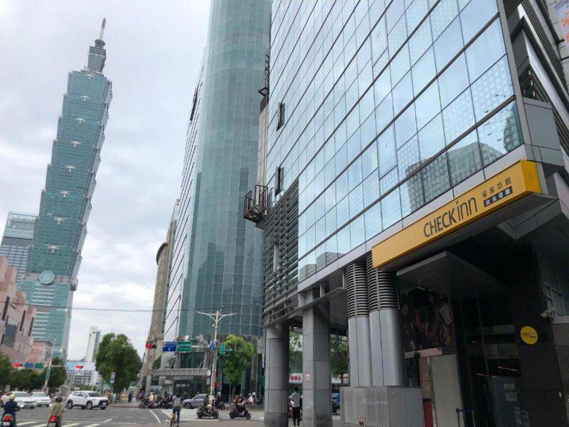 984B3FF284D8D4C5D444F1E5146141F9