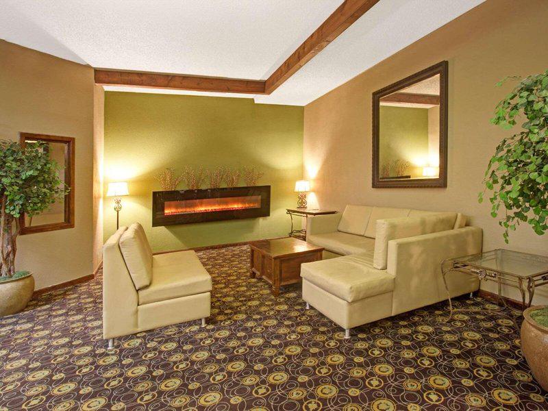 81901D20A0BCCE0156543E8F7DFBD08F