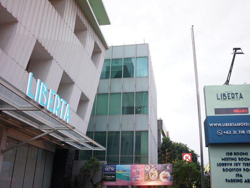 F03F21797D67081AEB4AE7B7403D21AC