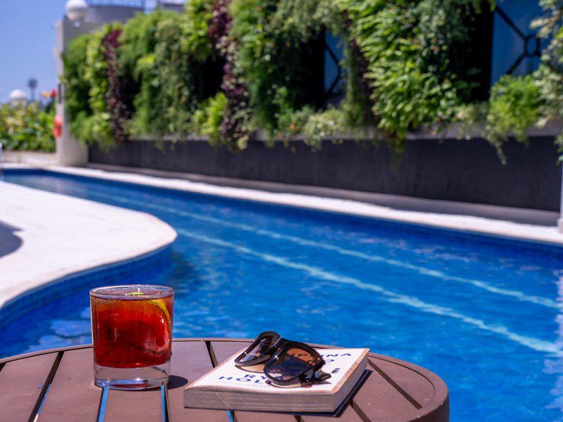 A4C71775FFA15332D58DFA34B4E81296