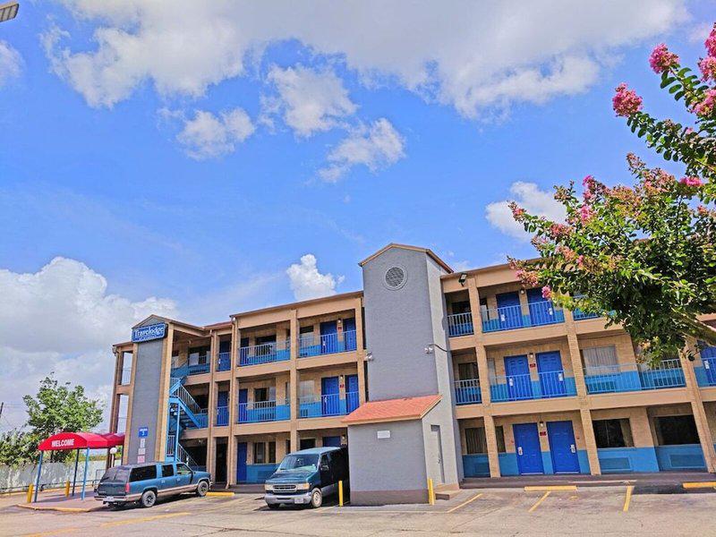 29E69CE2E242AFFB96F3241767F30896