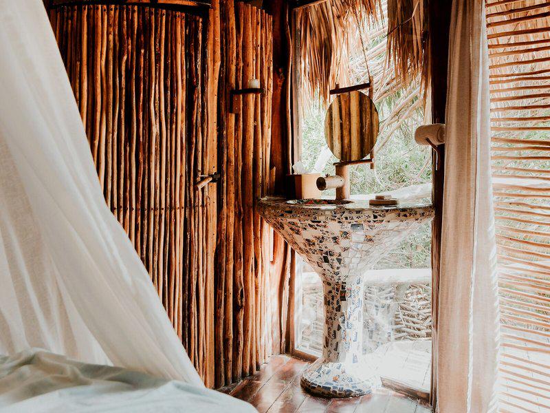 D320922BA75CED210A8822BF24FE8496