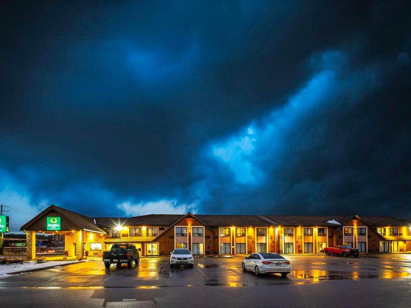 E88D6955414609A1B3A28EA77E363F9D