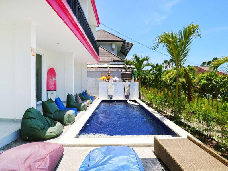 7071E3435D05DE0B7ABD4C62E0D763BF