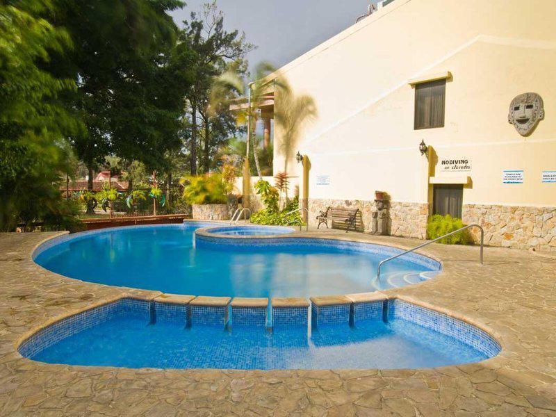 15CF8506D9B6848AFD76CC84504F0C73