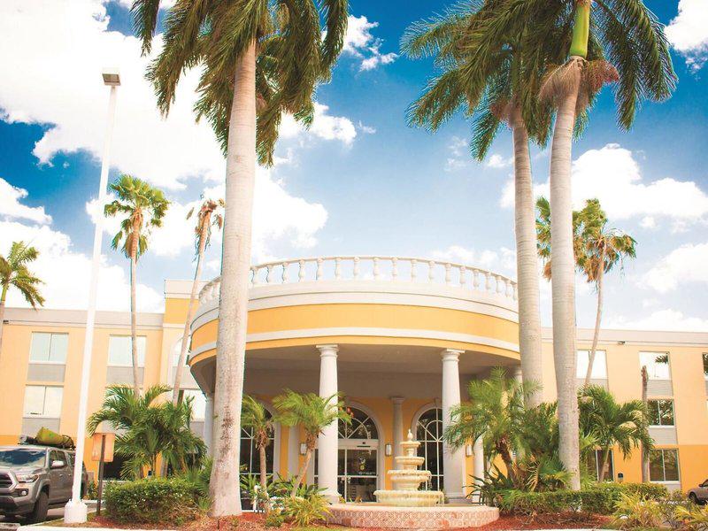 D8DE8D21A54FA04CB76ECCA86968E46E