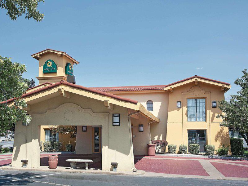 C8A49482D3ED3608975CC72B49257EB9