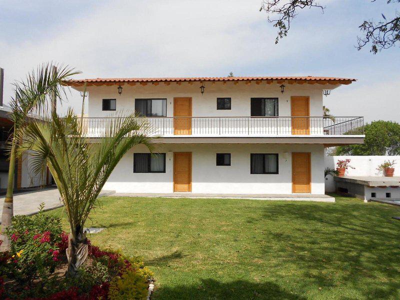 9ECD79B9A7BA8512A7B91E8C1E26CD35