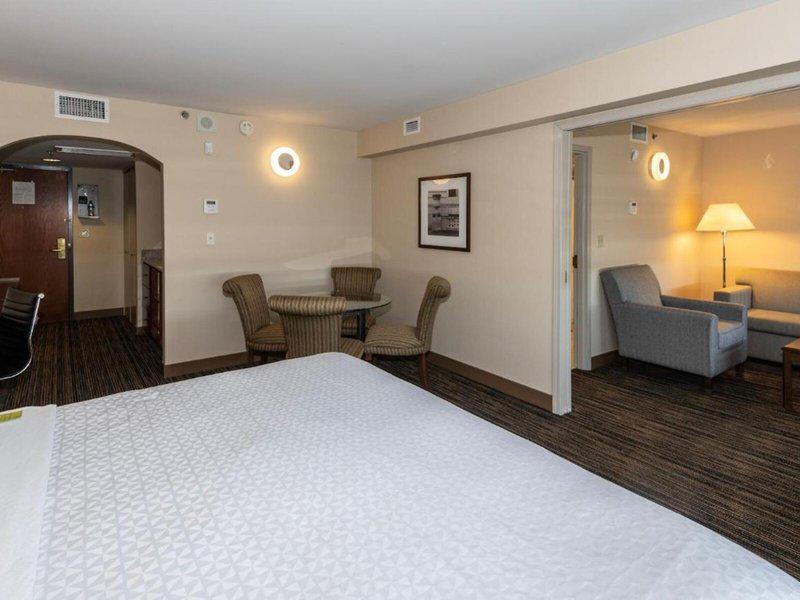 2D79BE770284A435588A8C92F4050918