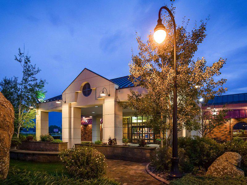 F44ADBD1D83FFAF1A511E45DB745FD4E