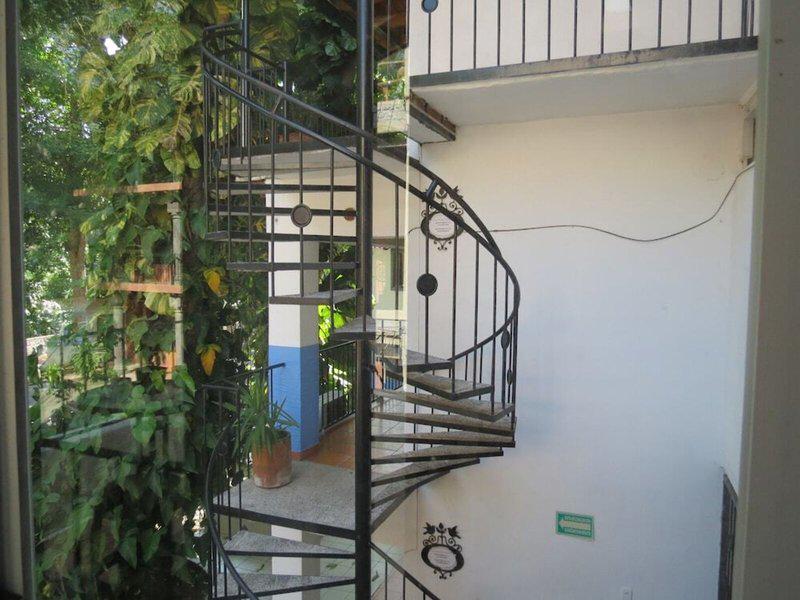 2325FF91391D858D6F62CF487EE154CB