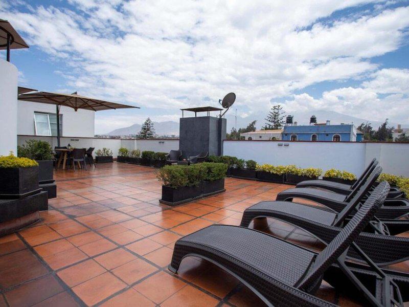 EC7AF4192D561C1FFCE32BFBCC300F84