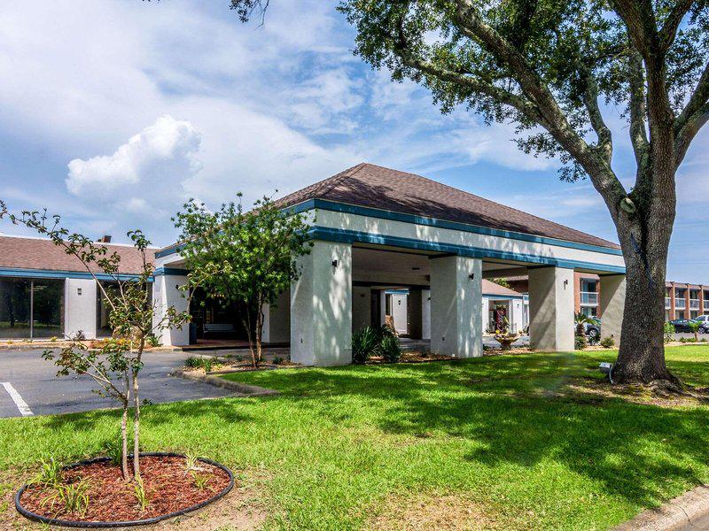 B2417533E2A6CFAF40FD2EAD1EED7DFC