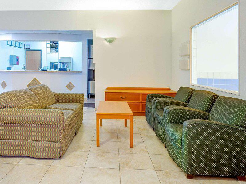 0EF291A9F067BBAEF3FBD1C2A6A292F5