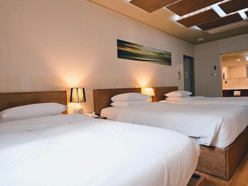 07AC1FE2A941A4F86DC7A5442AE41EB2