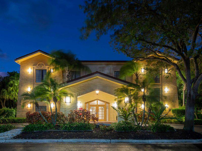 E4766F2D0E3431F4C02007601FE0F9B4