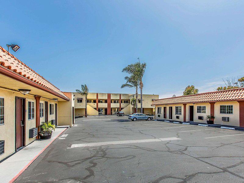 7F381470B92F7BDFB212093B32FE14E1