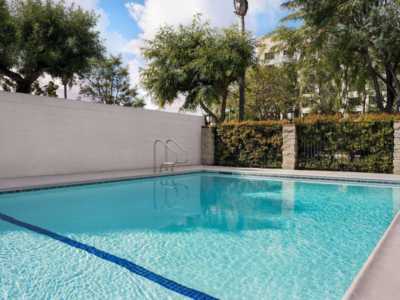 3509EDE6C181A3B72992EF80CC82DE7E