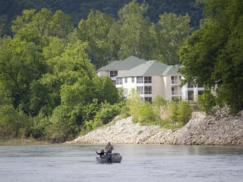 FBDC288C472AB9D9E23EDCD80A85F3C8