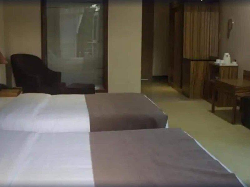 63A367044193C99E5A0DE2AEBB552ABA