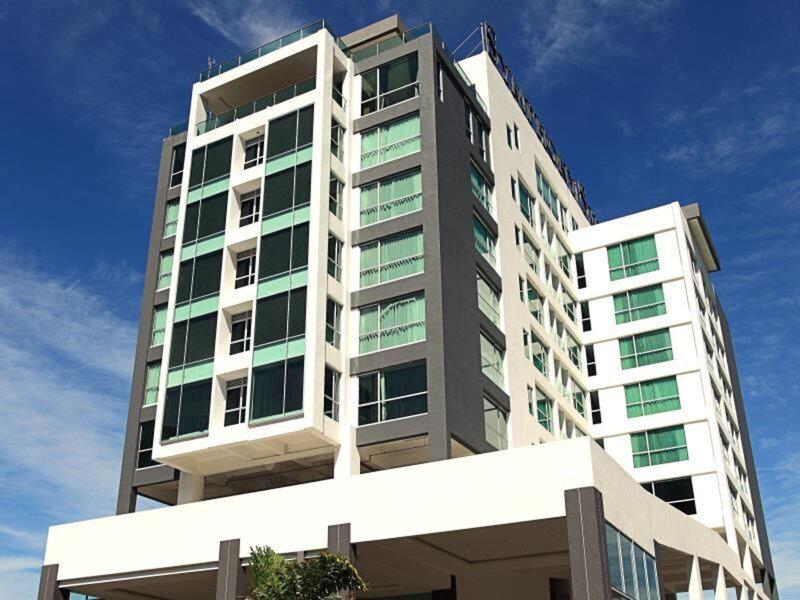 62D236BD465942BB0BF75D07FB727997