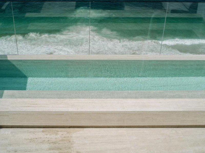 AF0EA5E4468D8404837FA74568741A2C