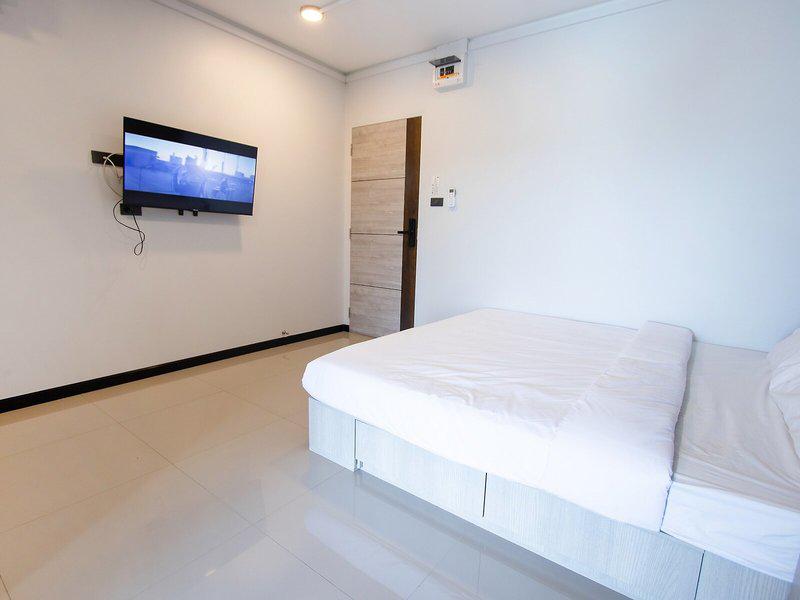 2C133A1582B7FE841E9301F38165A2CC