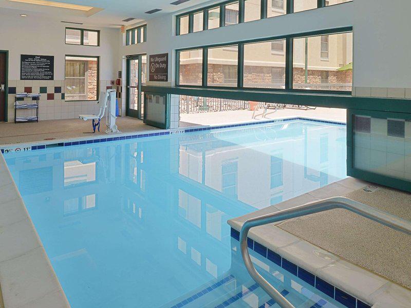 46F34F8AF6B2FE0AF702C217E3D1C2AA