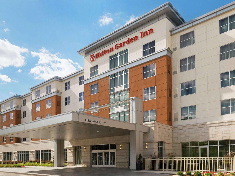 700A764C90EE2A82C50913459292099F